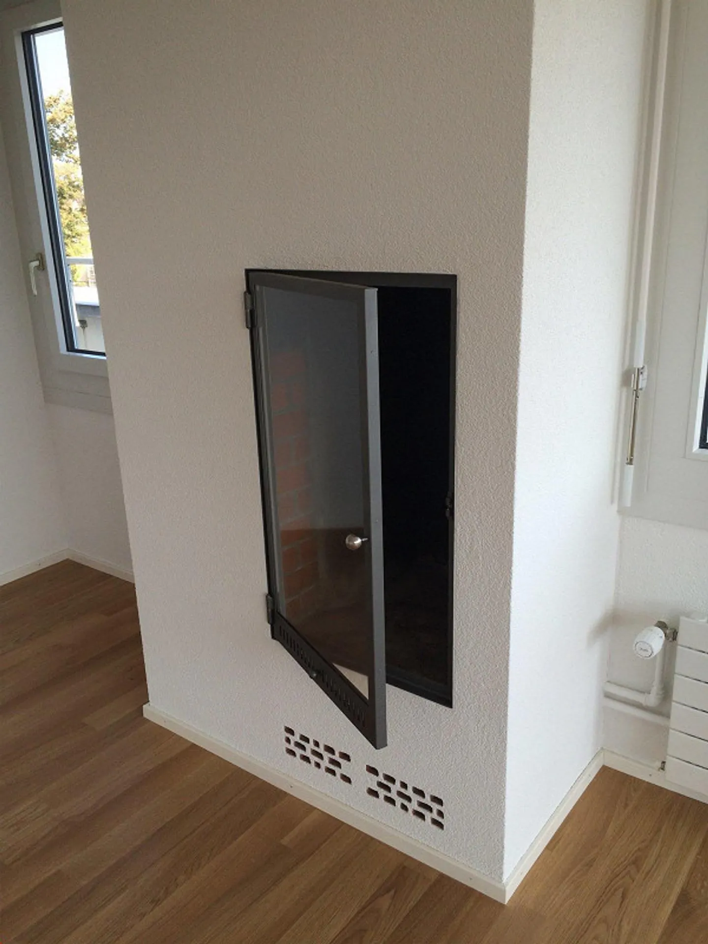 Appartamento attico di 3,5 stanze con vista su Güschä - Foto 5 di 12