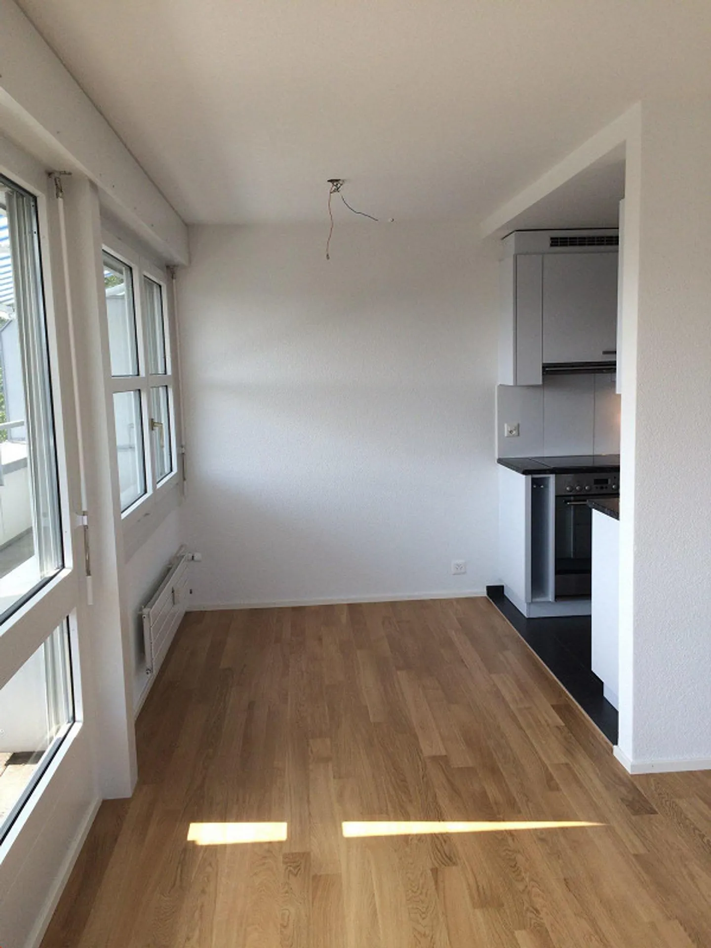 Appartamento attico di 3,5 stanze con vista su Güschä - Foto 2 di 12