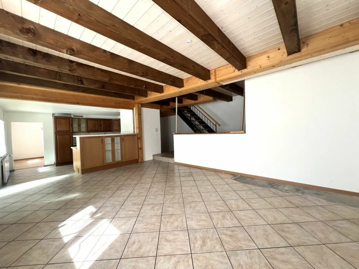 Appartement d'exception de 6.5 pièces en duplex avec véranda et garage - Photo 2 sur 16