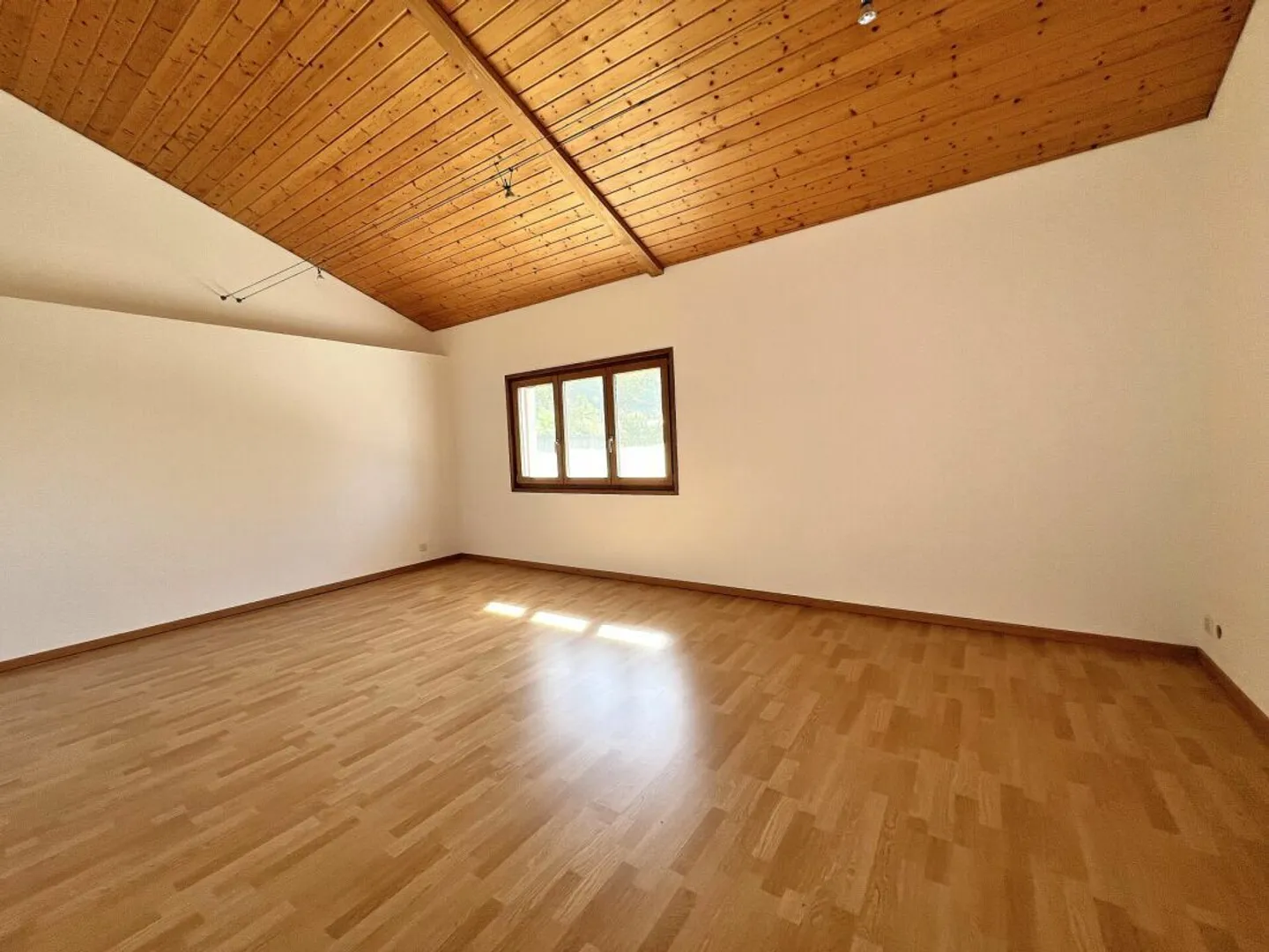 Appartement d'exception de 6.5 pièces en duplex avec véranda et garage - Photo 10 sur 16
