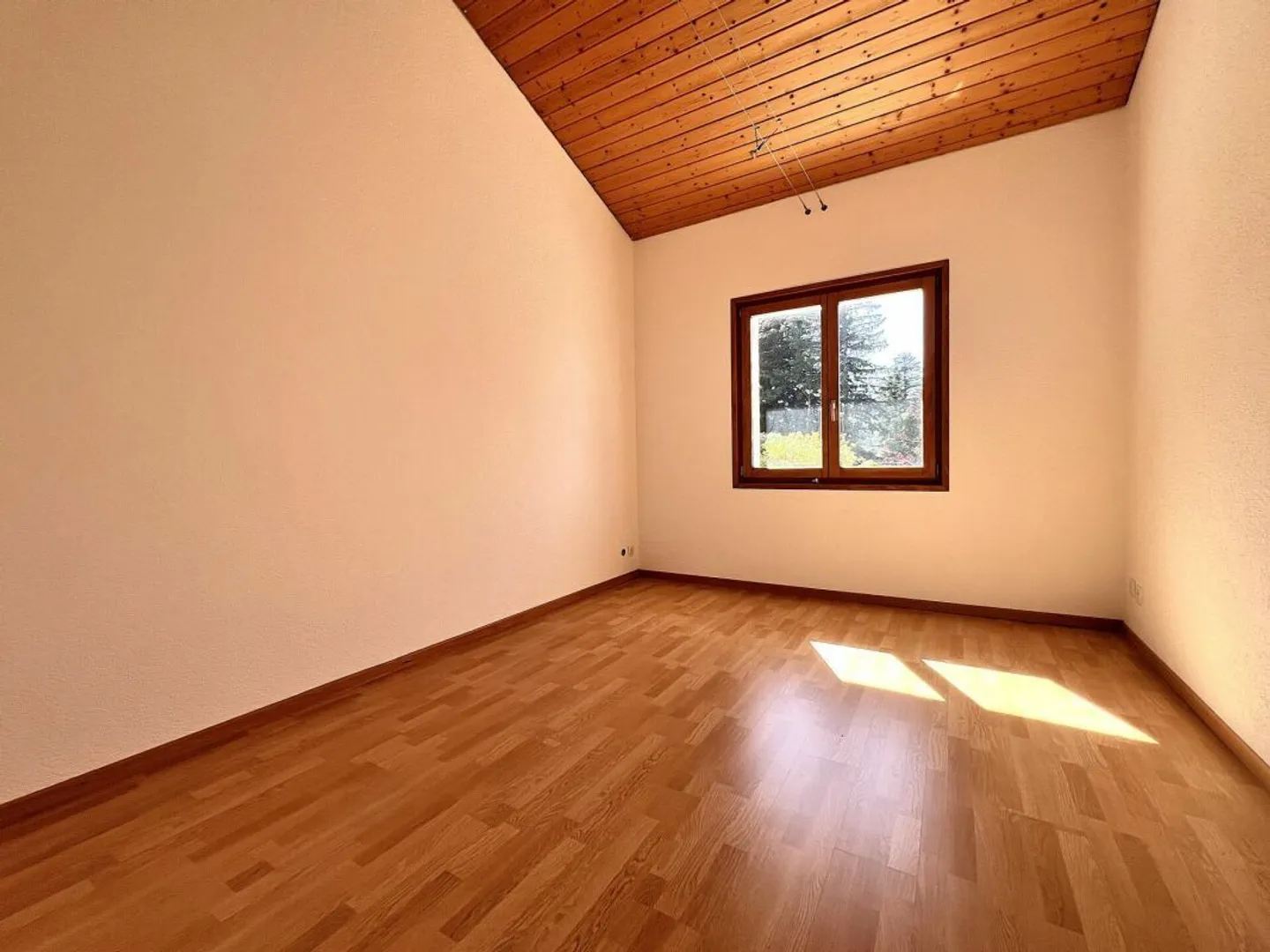 Appartement d'exception de 6.5 pièces en duplex avec véranda et garage - Photo 15 sur 16