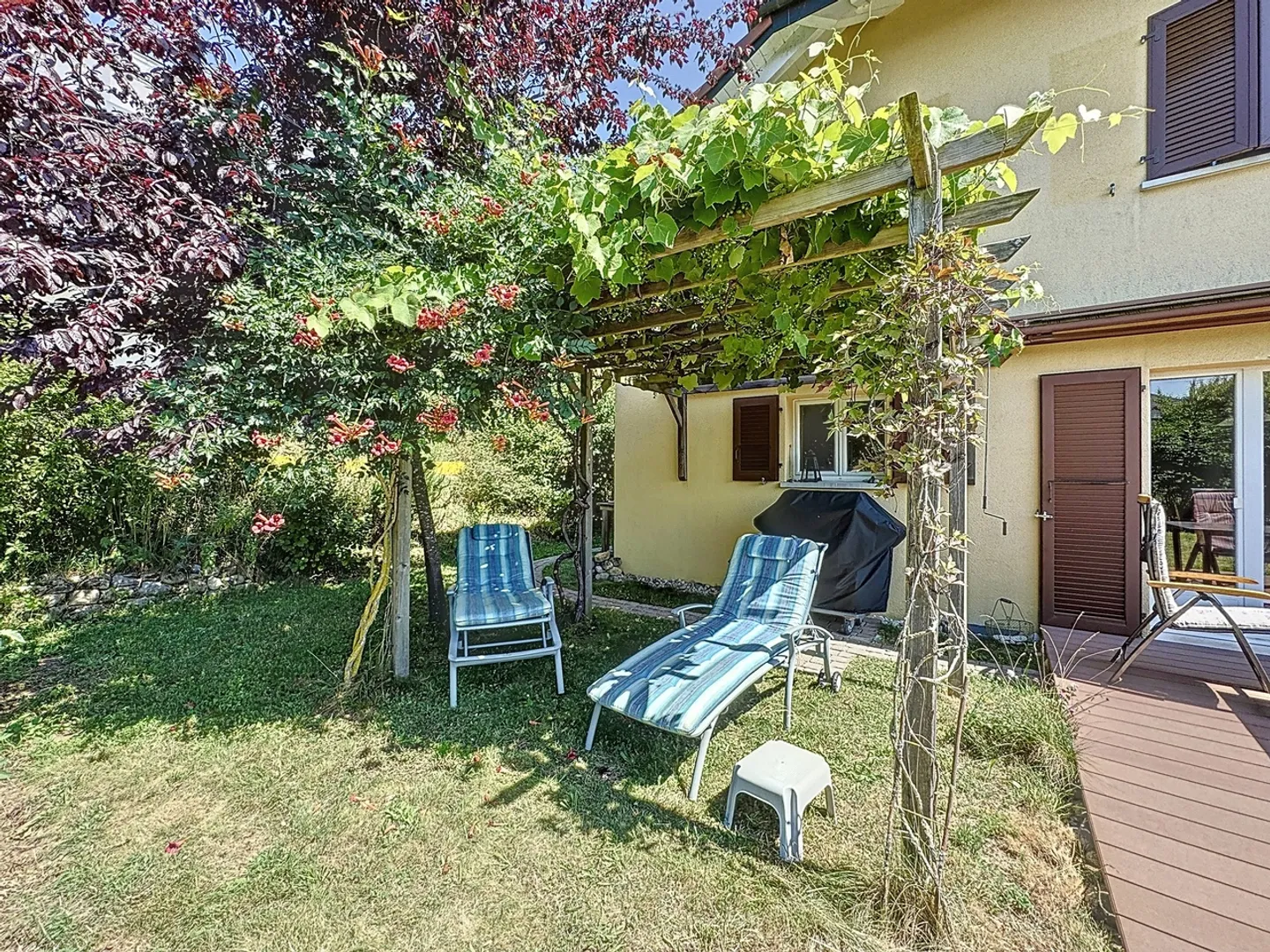 Casa indipendente 6.5 locali con giardino e terrazze - Foto 2 di 23