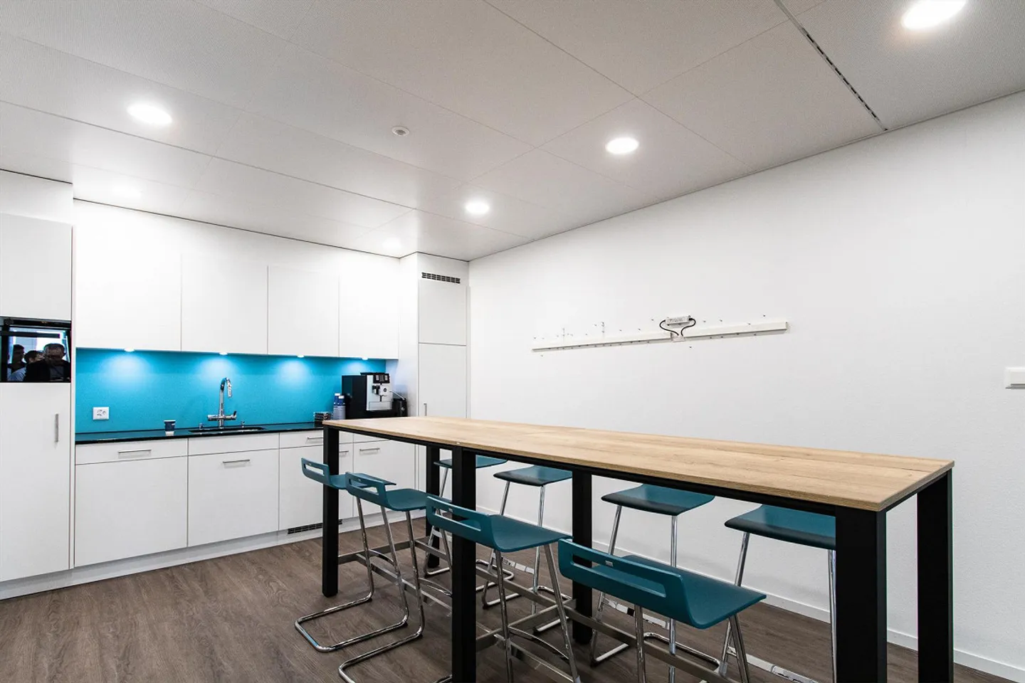 Commercial Building Neuhof - Modern Interior - Photo 6 of 9