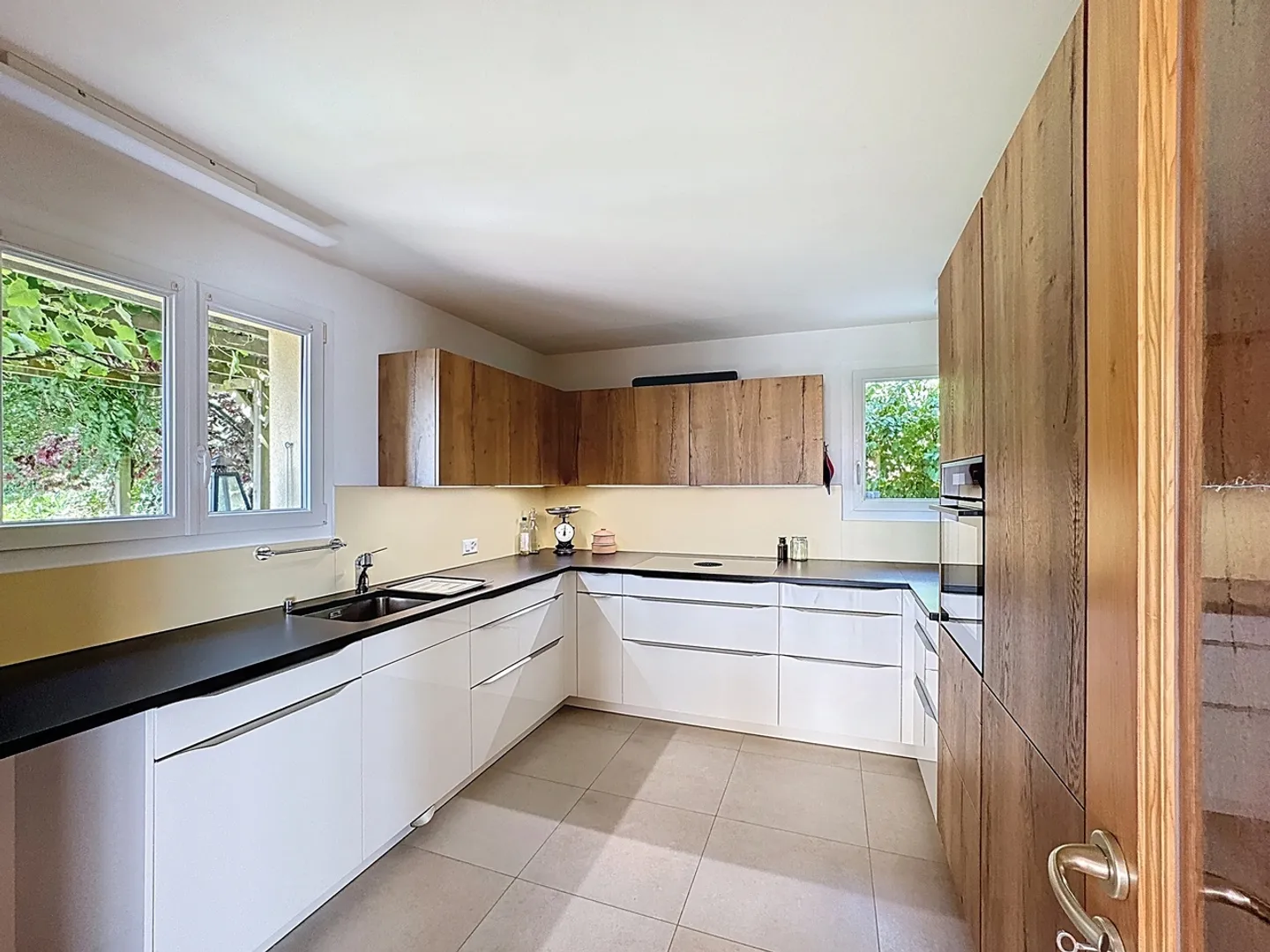 Casa indipendente 6.5 locali con giardino e terrazze - Foto 12 di 23