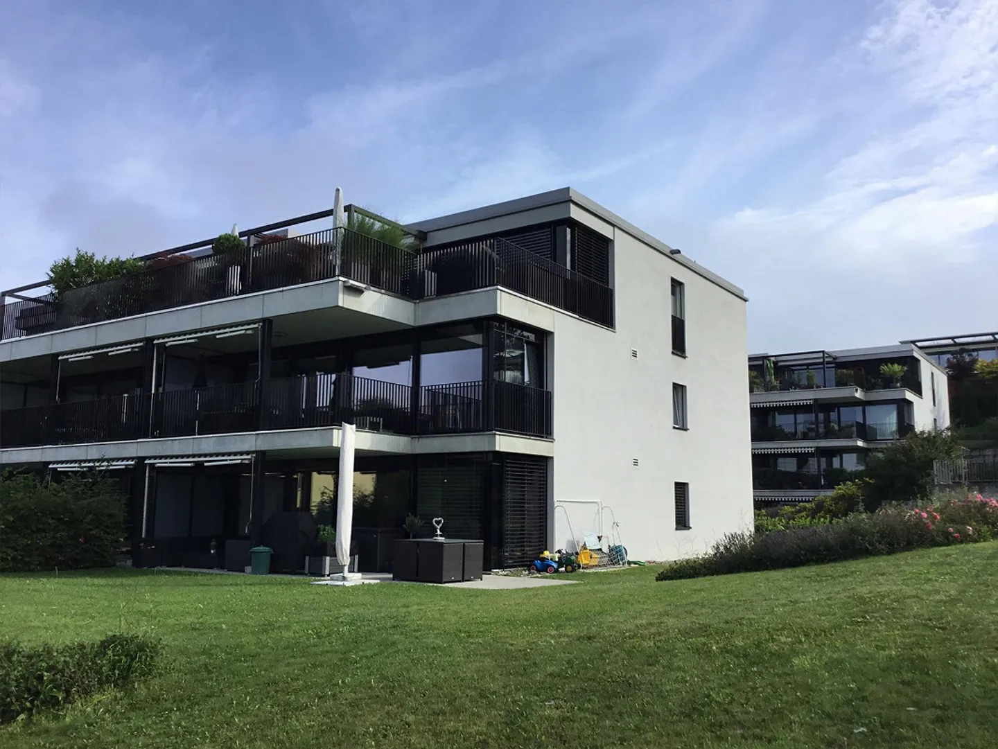 Parking spaces at Bützenstrasse 20/23 in 8185 Winkel - Photo 1 of 1