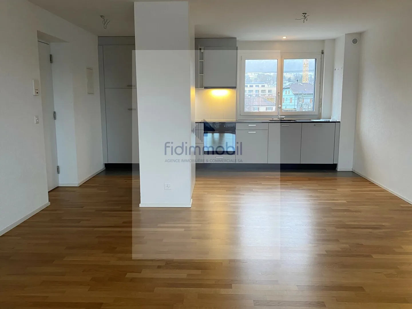 Apartment for rent - Photo 1 of 6