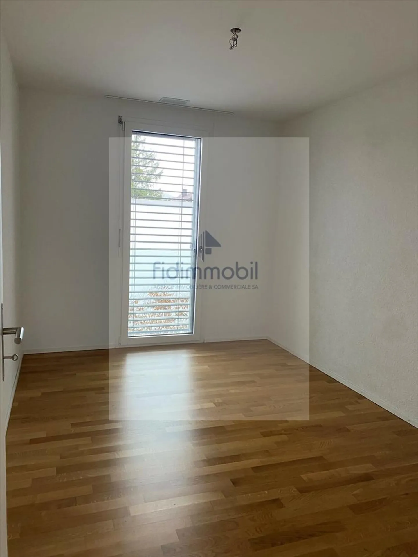 Apartment for rent - Photo 5 of 6