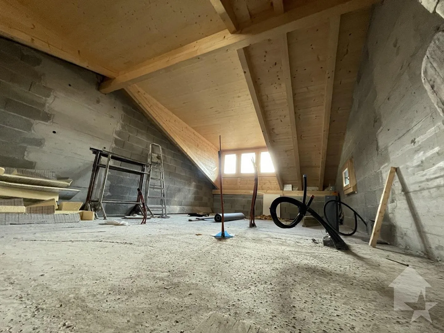 Charmant projet de rénovation - Photo 4 sur 12