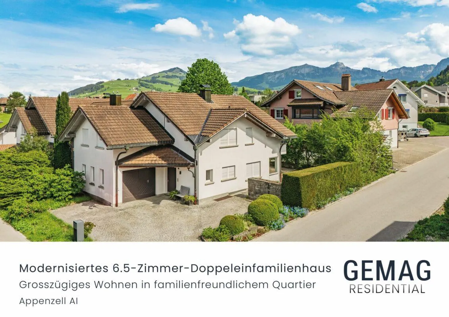 Grande maison jumelée de 6,5 pièces dans un quartier résidentiel privilégié - modernisée et prête à emménager - Photo 1 sur 14