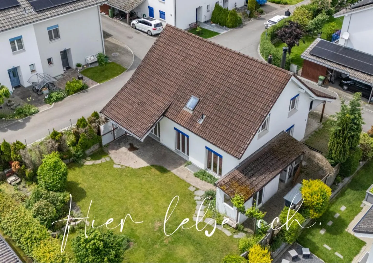 SPACIOUS - GARDEN IDYLL - VARIETY OF ROOMS - Photo 1 of 12