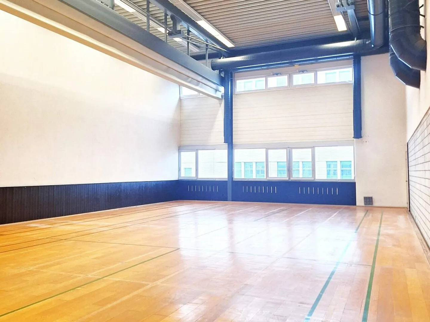 Office and commercial property with expansion potential in Kägen - Photo 11 of 14