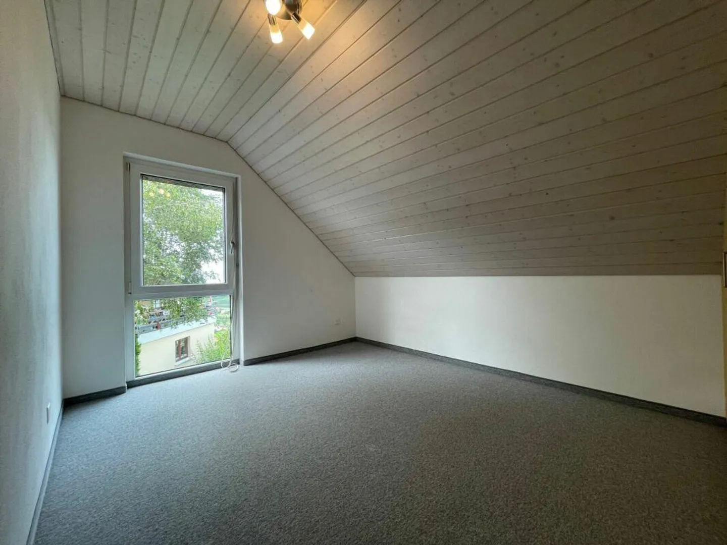 Charmantes Einfamilienhaus mit Seesicht - Foto 17 von 26