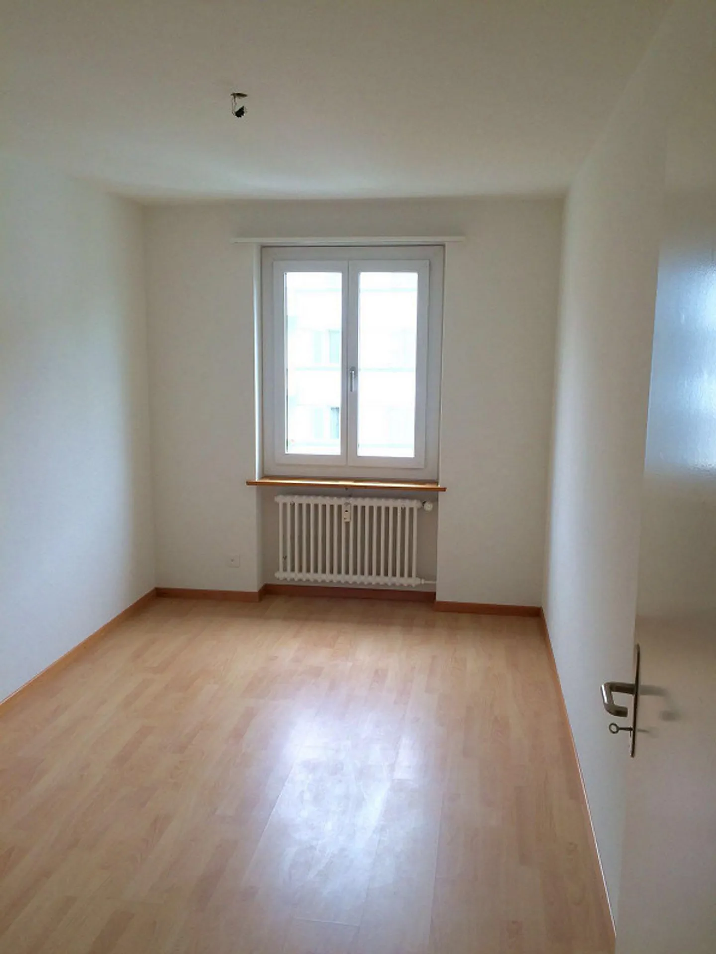 Bell'appartamento di 3.5 stanze di fronte a Coop Bäregg - Foto 13 di 19