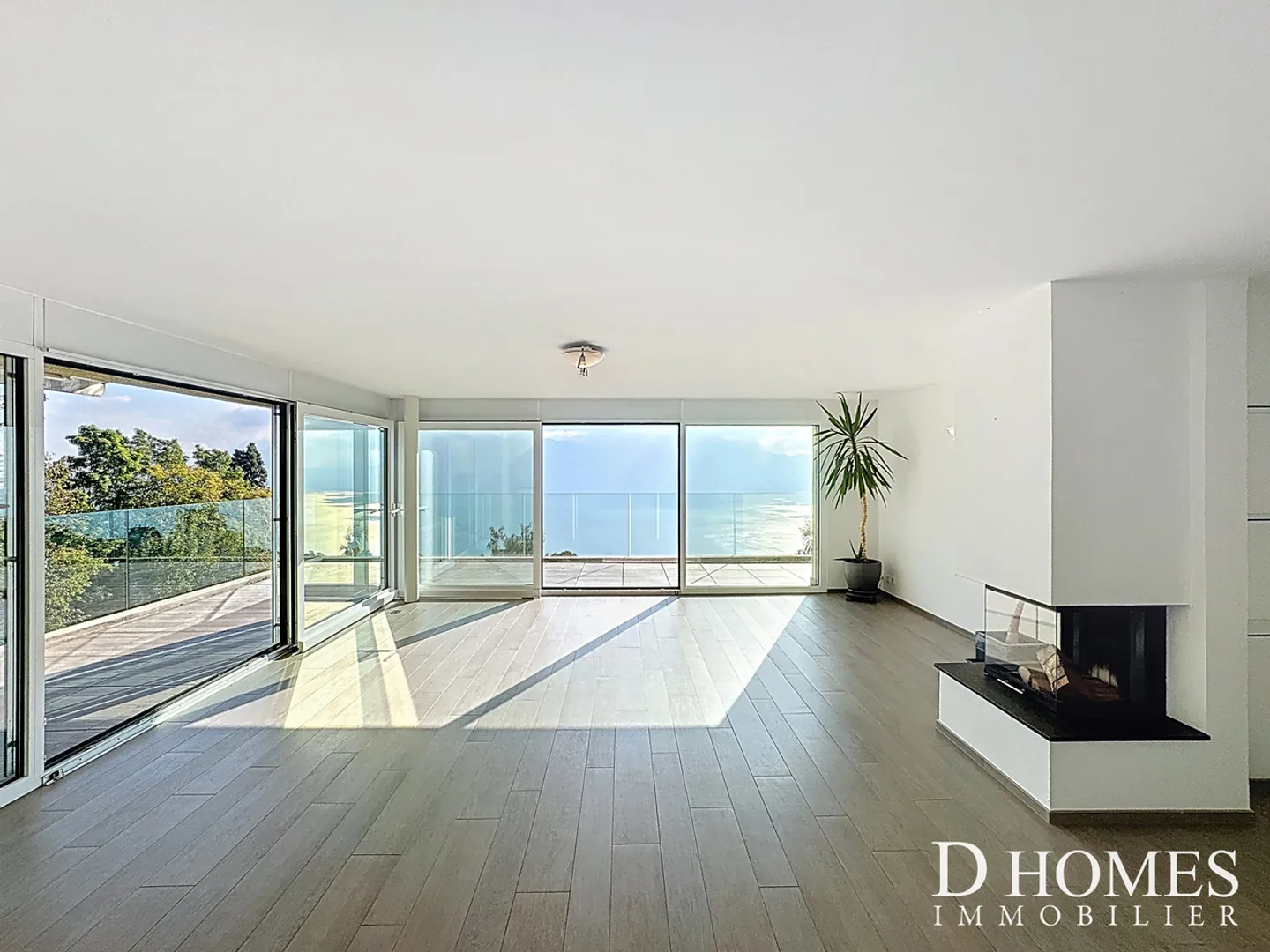 UNIQUE I Magnificent 3.5-room apartment with breathtaking views - Photo 2 of 12