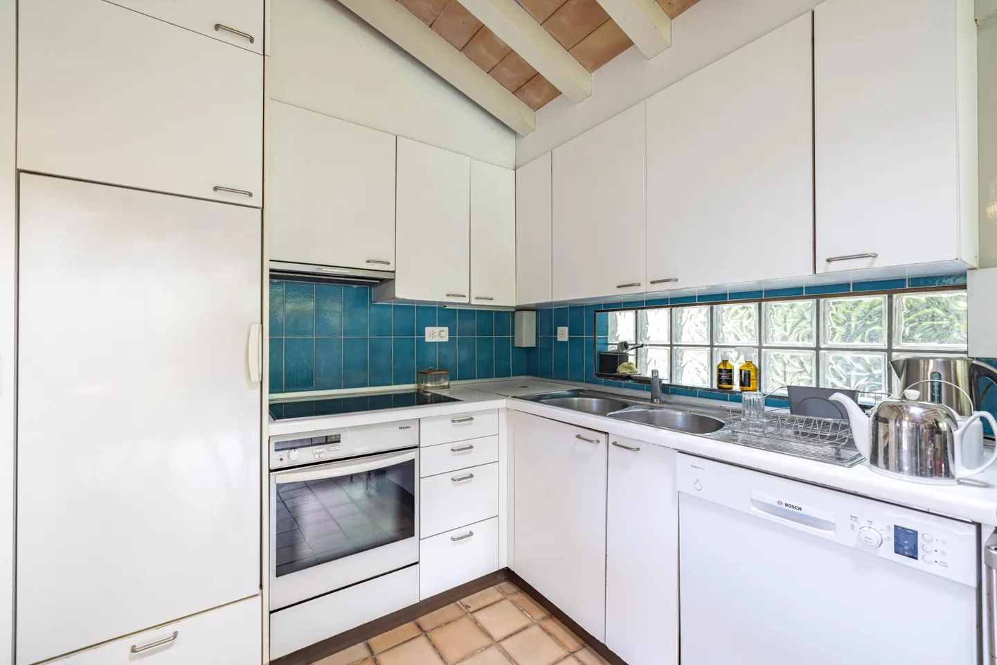Exceptional! Corsier-Port house to renovate just steps from the lake. - Photo 4 of 16