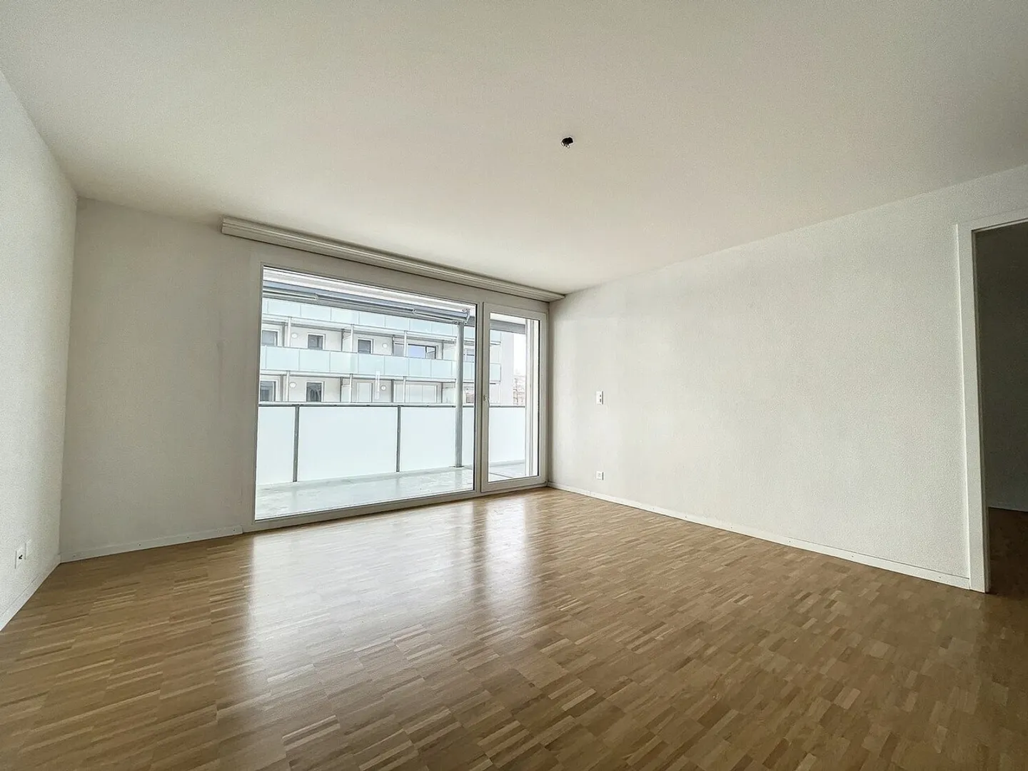 Apartment for rent - Photo 7 of 10