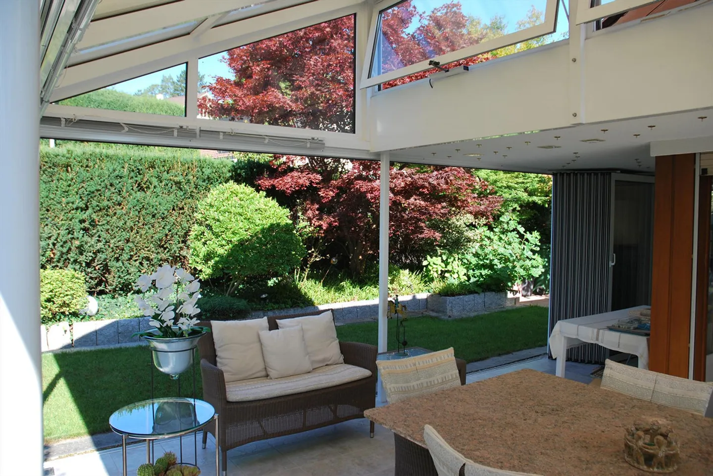 Binningen: Spacious 6.5 Room Villa with Winter Garden and Indoor Pool - Photo 10 of 14