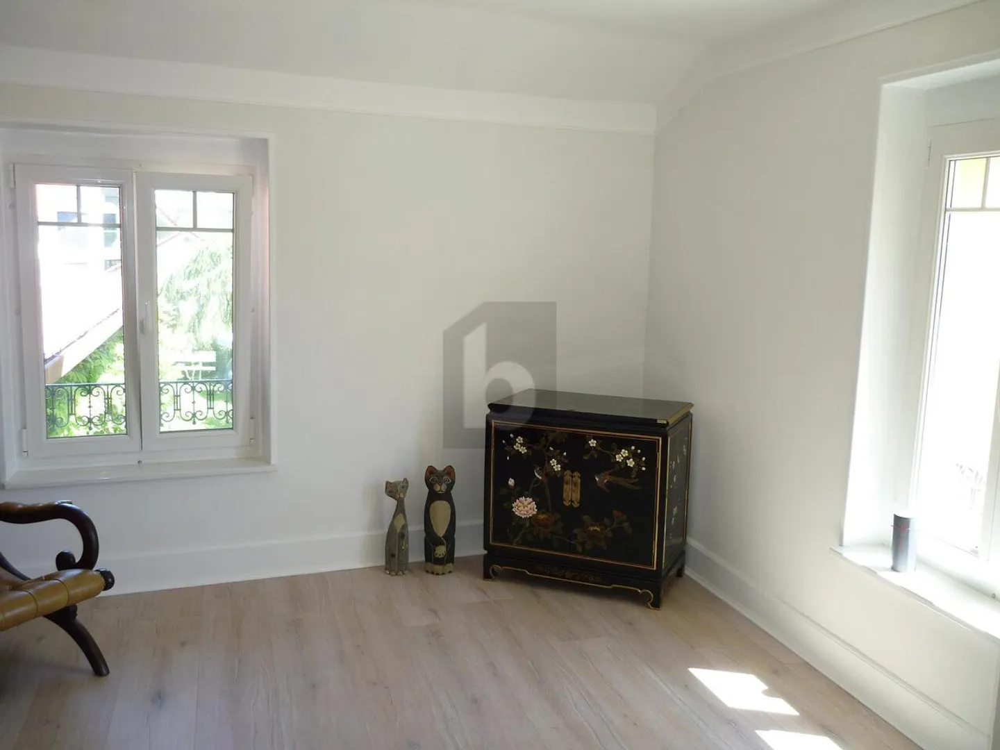 BRIGHT ROOM, PEACEFUL SETTING! - Photo 3 of 6