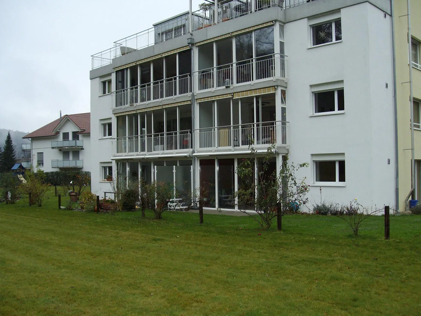 Comfortable 3 1/2-room apartment in a quiet location - Photo 3 of 9