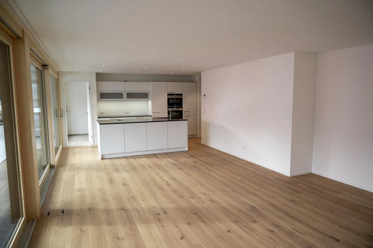 4 1/2-Room Apartment in Condominium Standard - Photo 4 of 15
