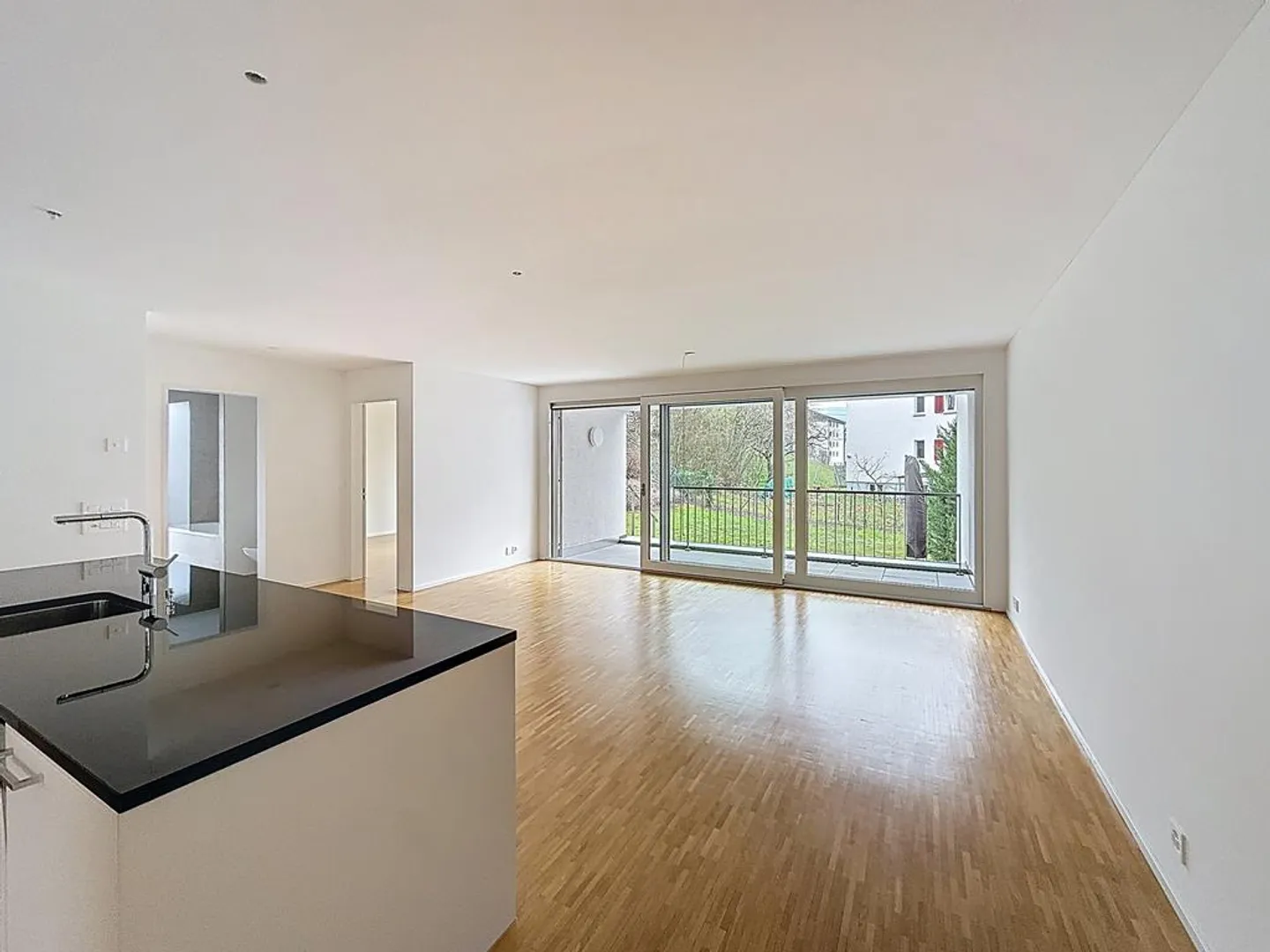 3.5 room apartment with terrace in Rapperswil-Jona for rent - Photo 3 of 10
