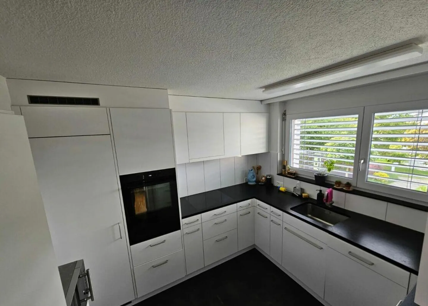 Geräumige 4.5 Zimmer Wohnung - Foto 1 von 8