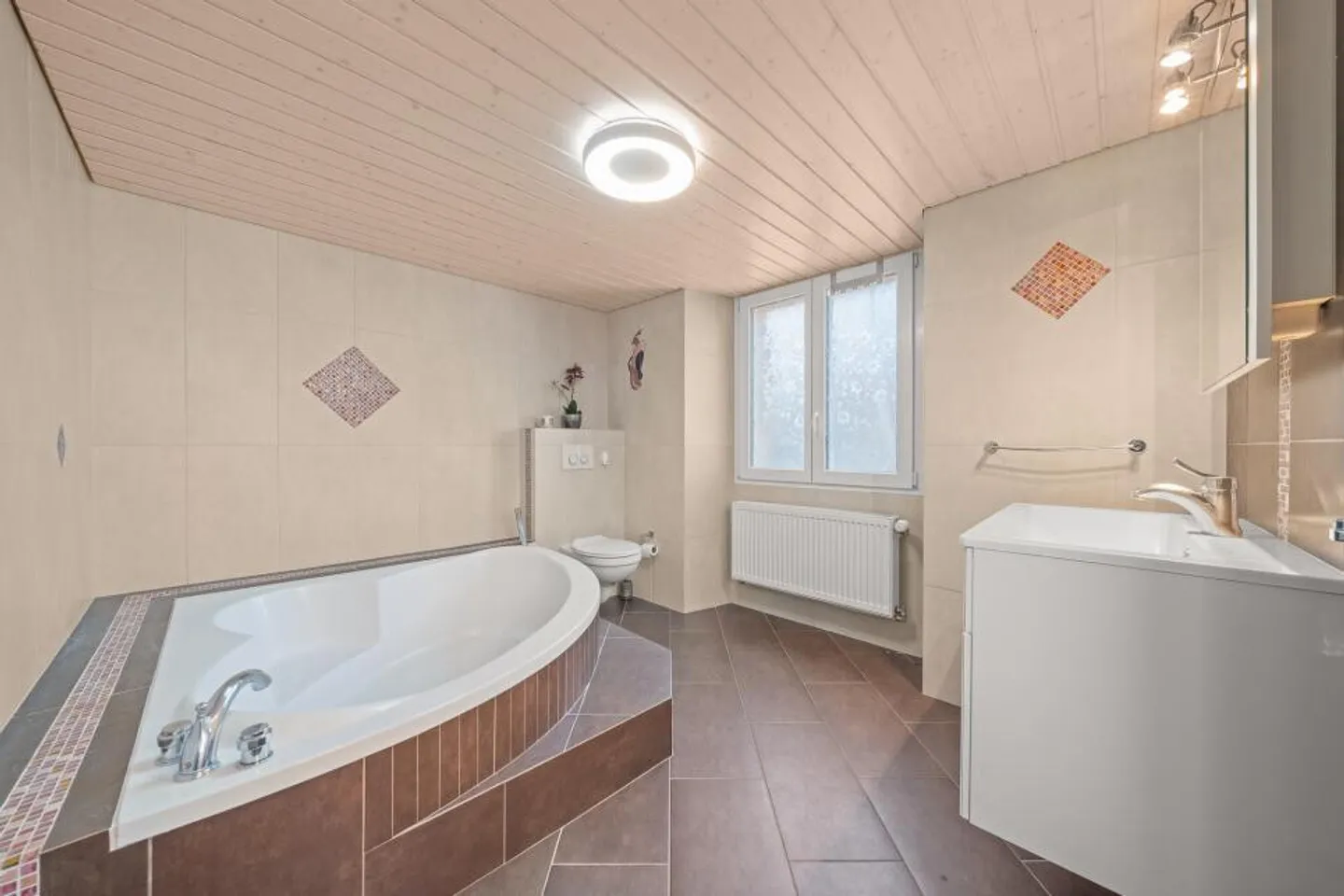 5,5-Zimmer-Wohnung - Foto 8 von 8