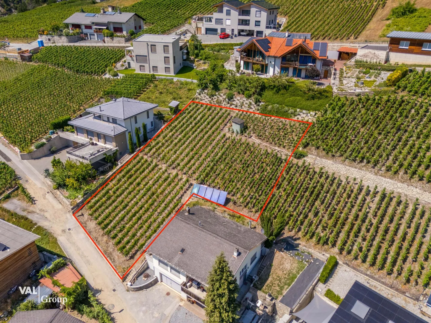 Here your dream house could be built - sunny building plot in Leuk - Photo 5 of 6