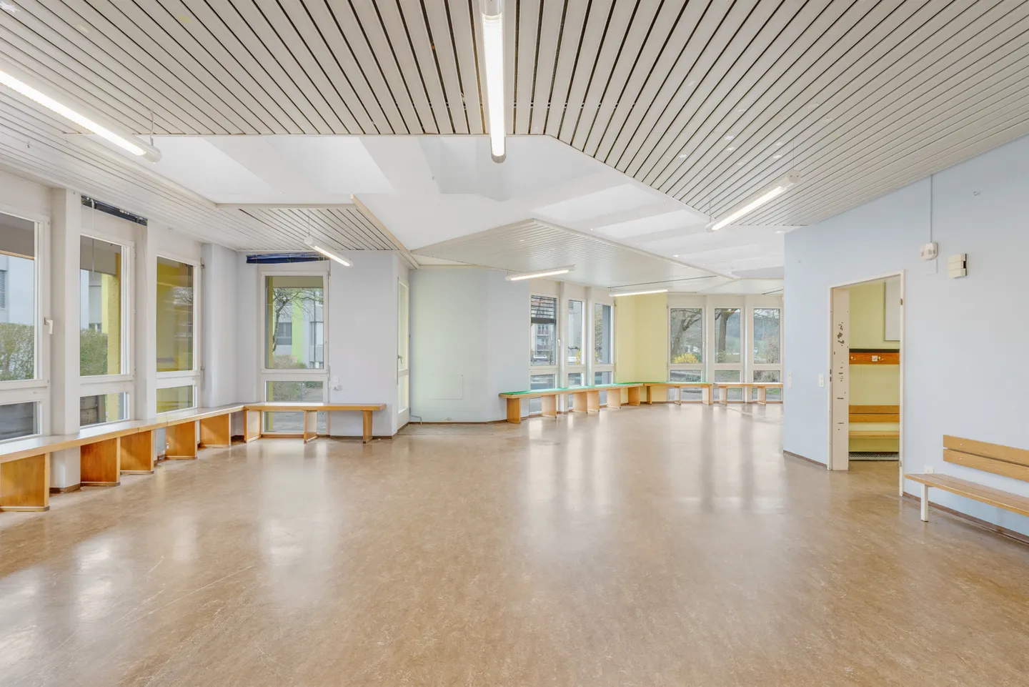 Place de parking extérieure à louer - Photo 3 sur 9