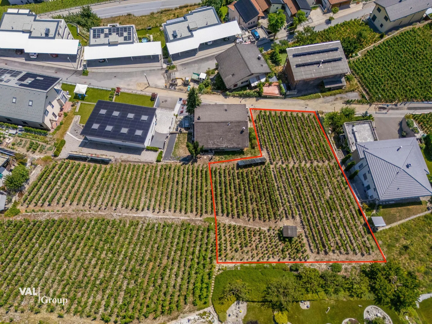 Here your dream house could be built - sunny building plot in Leuk - Photo 6 of 6