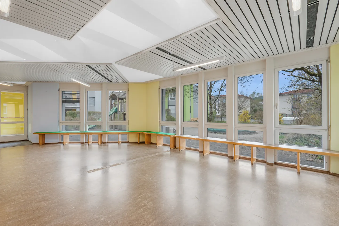 Place de parking extérieure à louer - Photo 4 sur 9