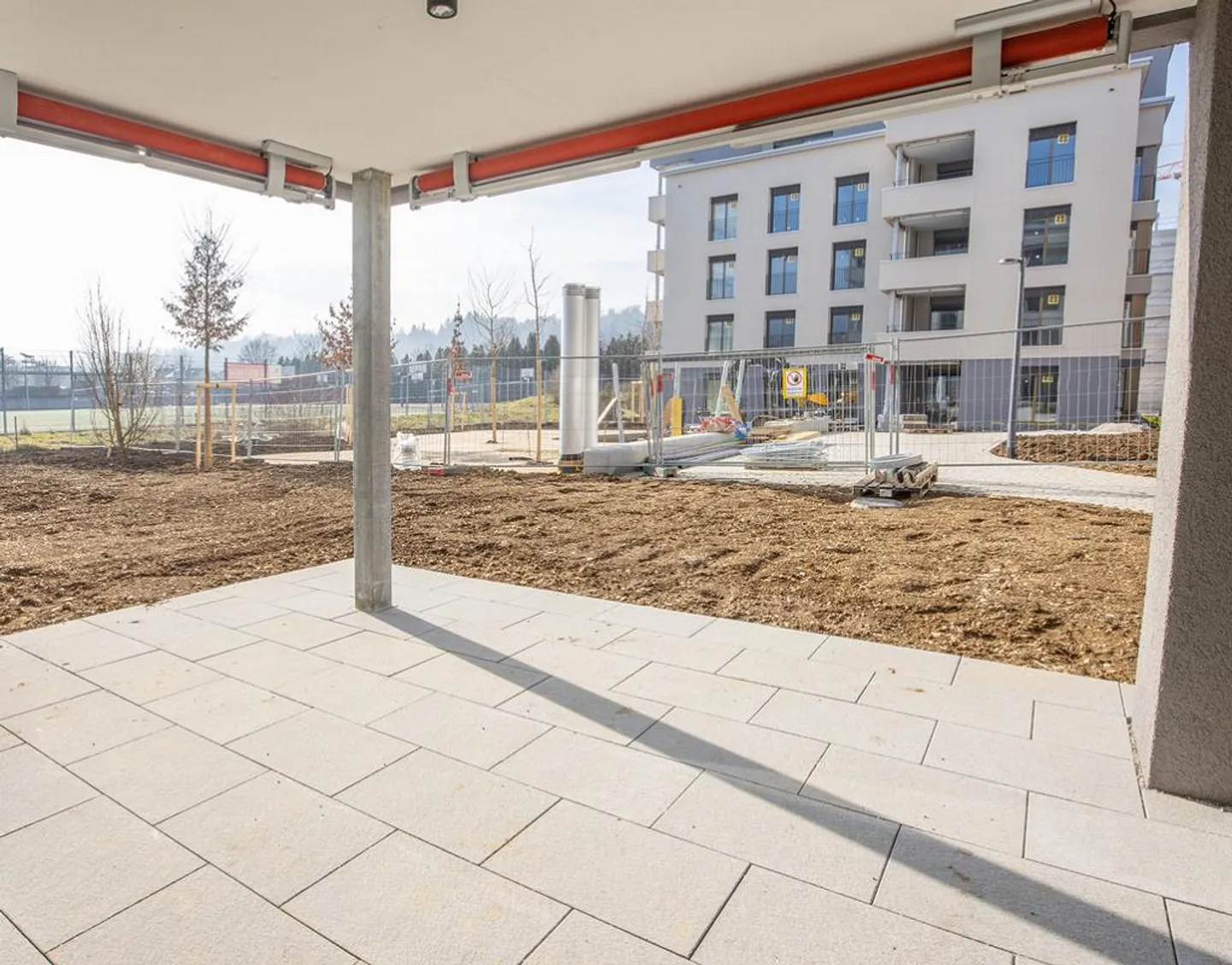 Grosszügige, helle Wohnung mit Sitzplatz und eigener Waschküche - Photo 11 of 11