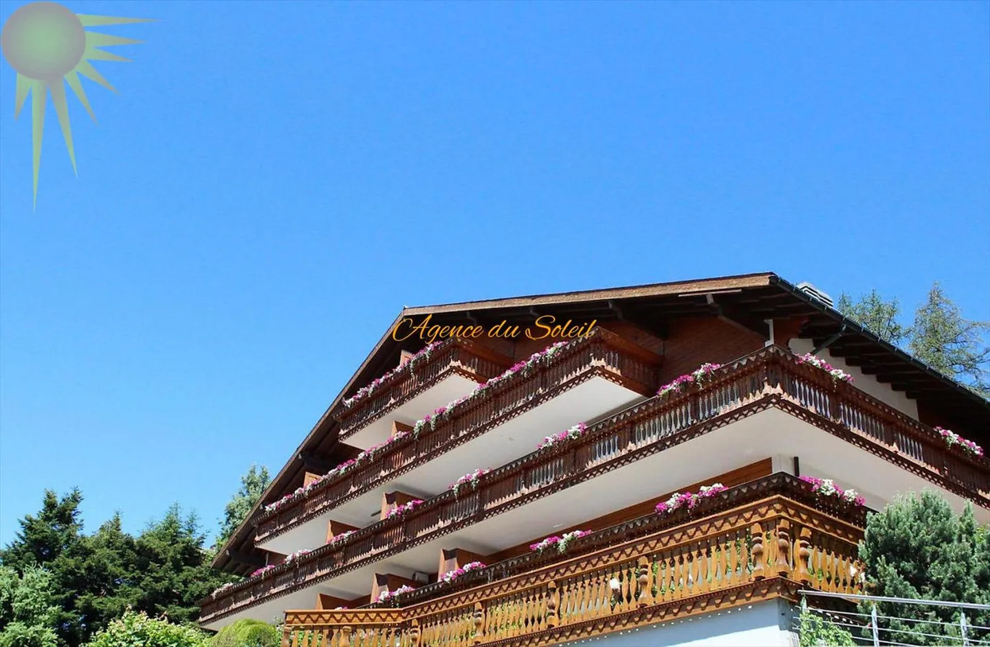 Opportunità di acquisire 2 appartamenti collegati in attico privato nel cuore di Crans- - Foto 1 di 13