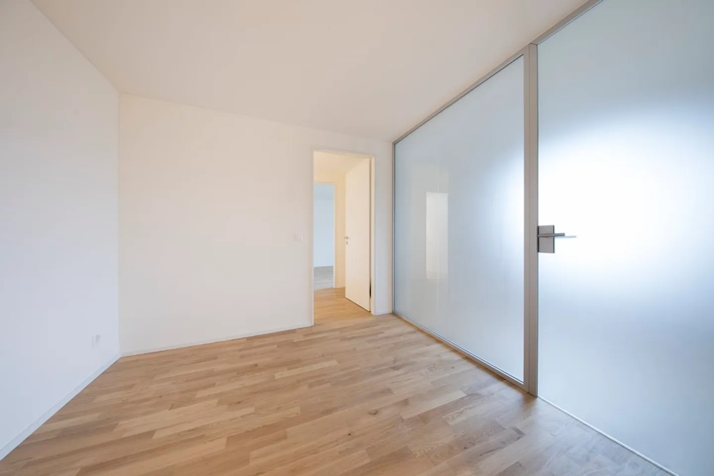 Modernes Apartment in Olten - Foto 8 von 11