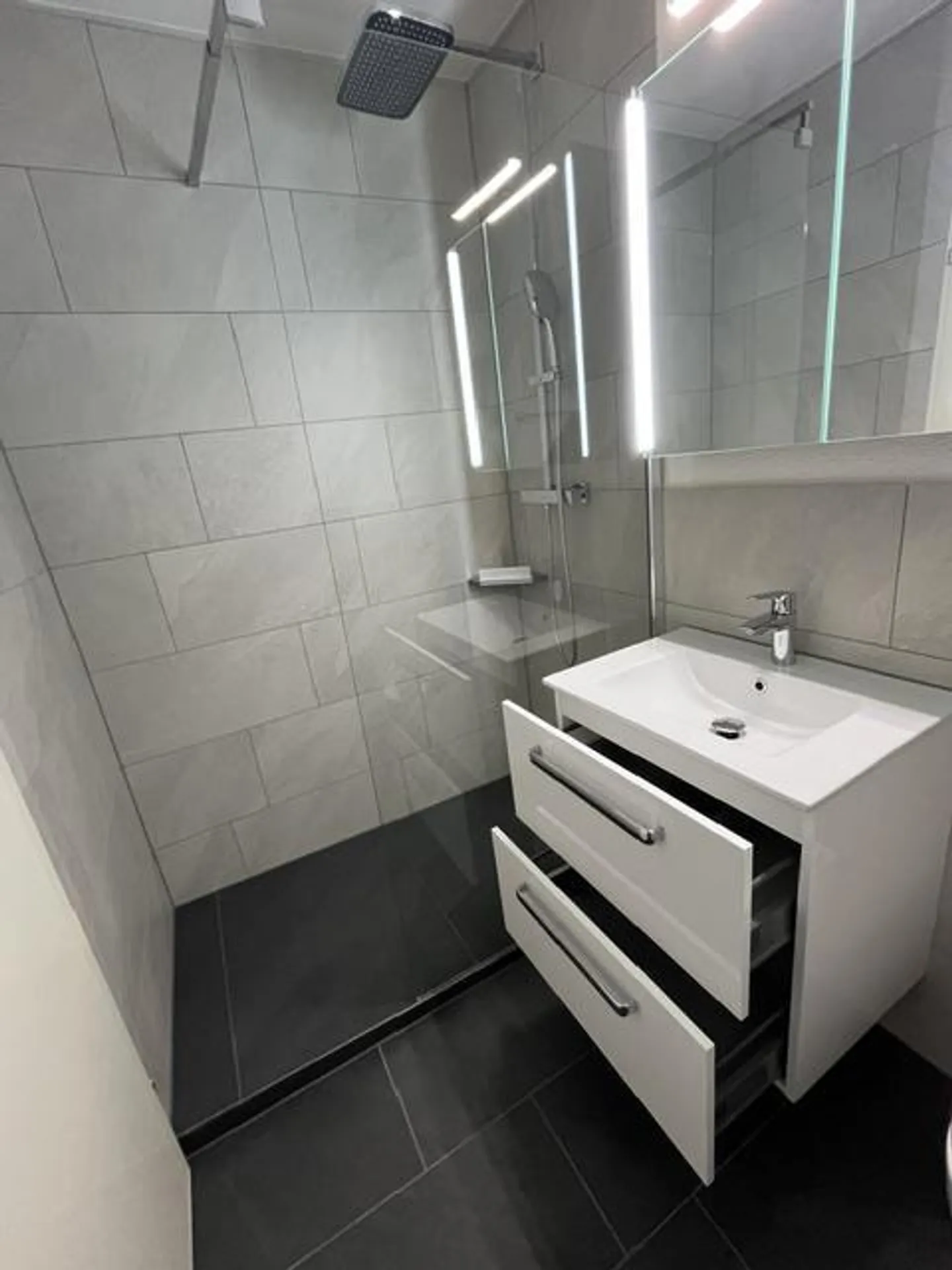 Appartamento 2.5 stanze appena ristrutturato - Foto 9 di 9