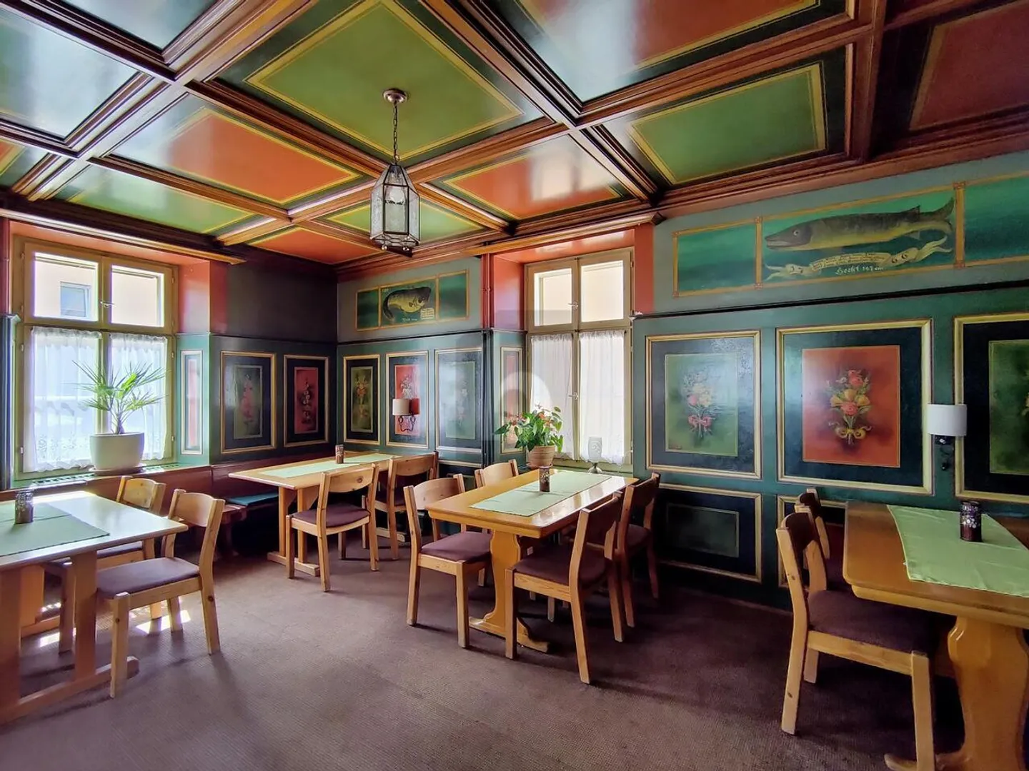 ÉTABLI, AVEC PENTHOUSE DE HAUT NIVEAU ET APPARTEMENT DE PROPRIÉTAIRE - Photo 2 sur 6