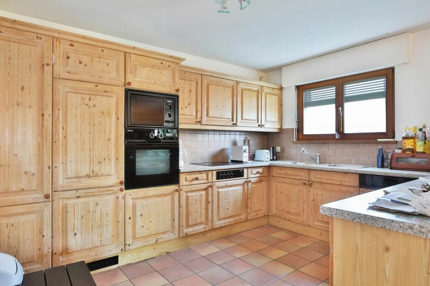 Appartamento in vendita - Foto 3 di 23