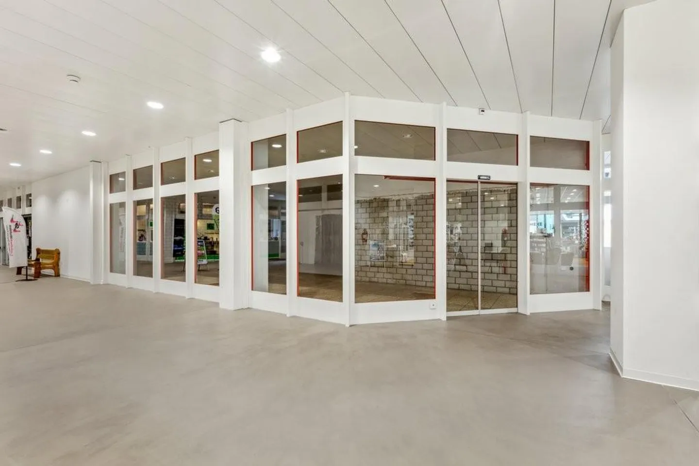 Yoga? Dancing? Physio? - Your new business address - Photo 2 of 10