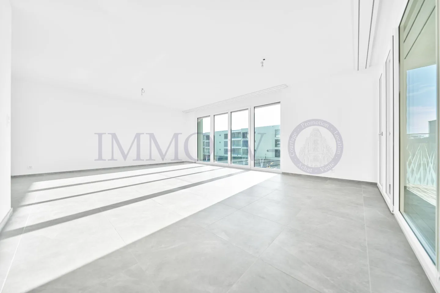 NEW AND SPACIOUS WITH BALCONY - Photo 4 of 8