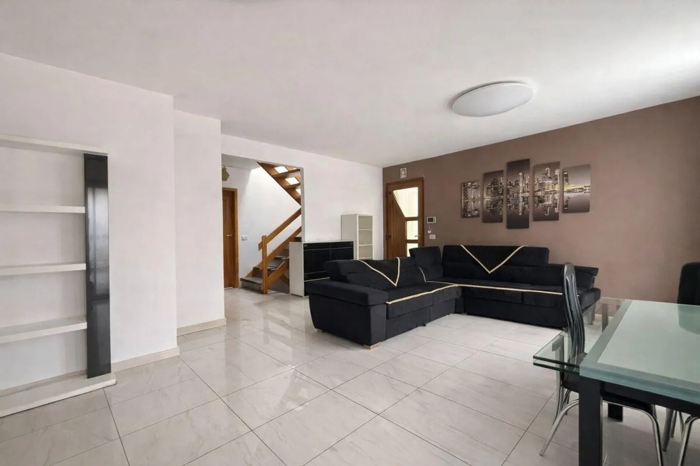 Galbisio Single-Family House - Photo 3 of 14