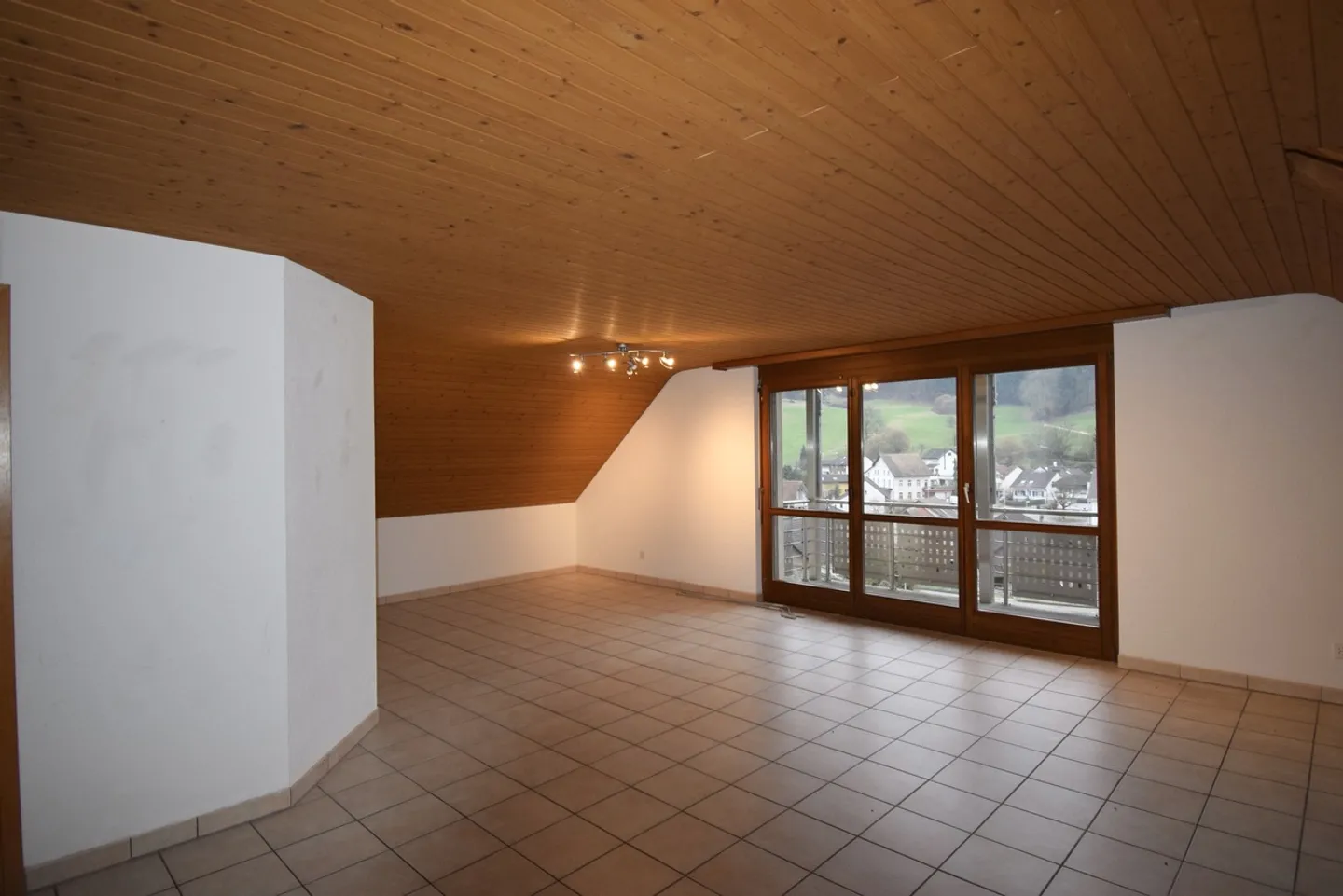 Appartamento in affitto - Foto 1 di 8
