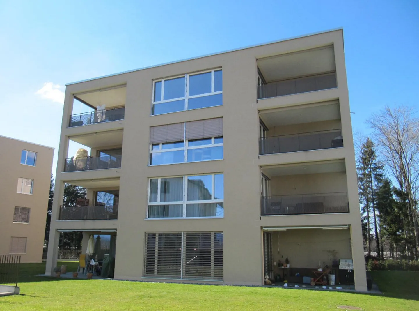 Appartement lumineux au rez-de-chaussée avec espace jardin - idéal pour les familles - Photo 1 sur 10