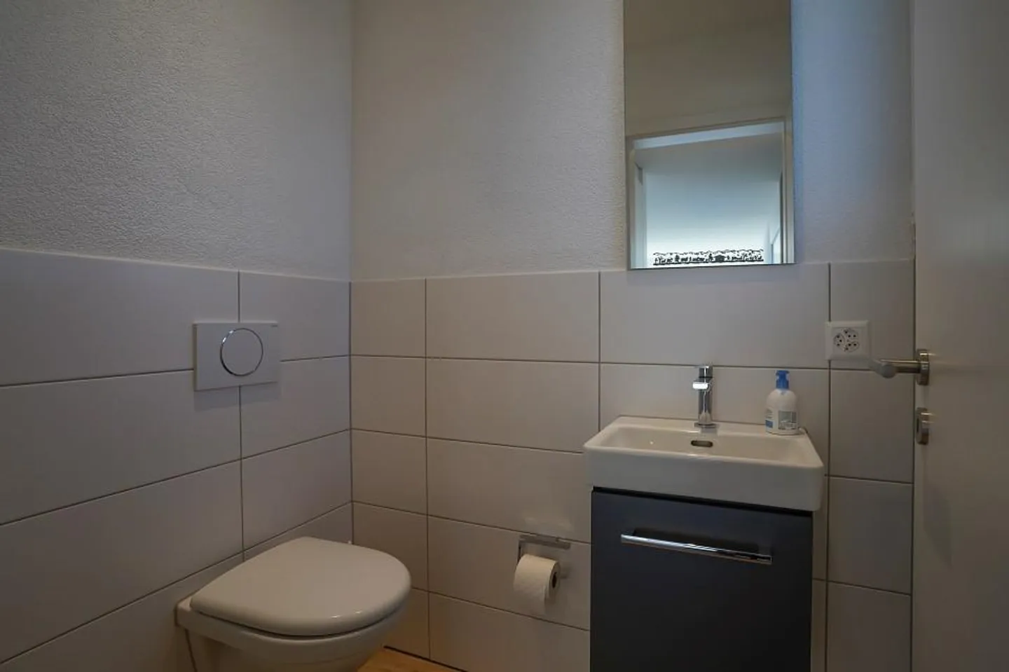 Casa familiare semi-indipendente quasi nuova in un contesto rurale - Foto 10 di 13