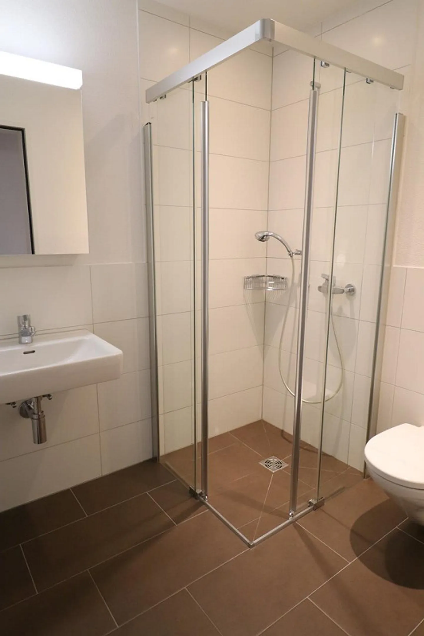 Appartement lumineux au rez-de-chaussée avec espace jardin - idéal pour les familles - Photo 8 sur 10