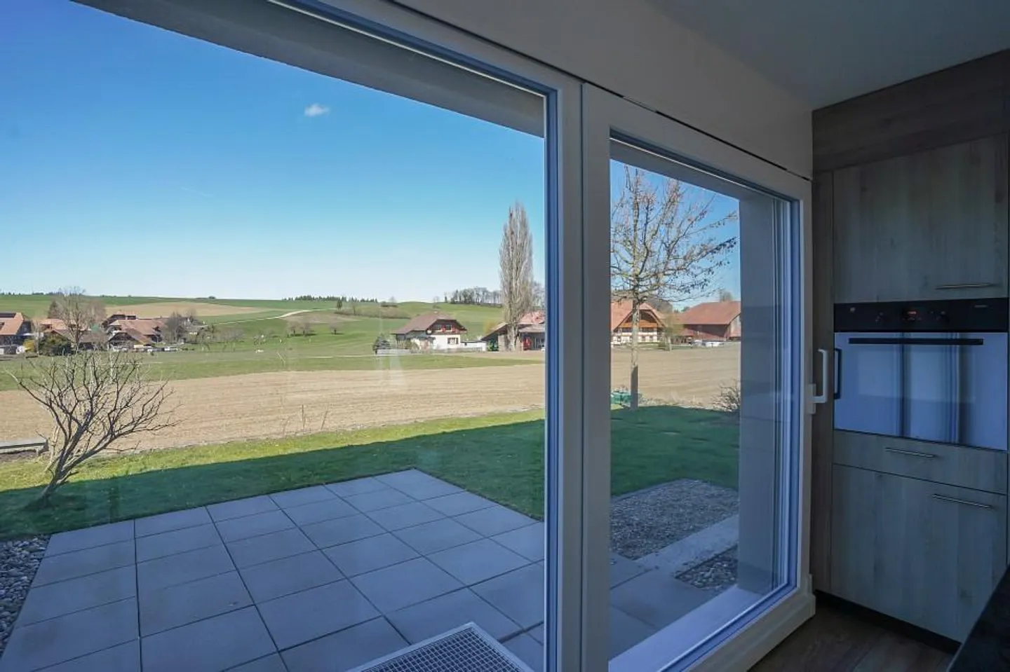 Casa familiare semi-indipendente quasi nuova in un contesto rurale - Foto 13 di 13