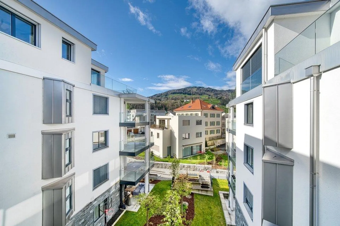 Moderno appartamento di 4,5 locali - Foto 1 di 8