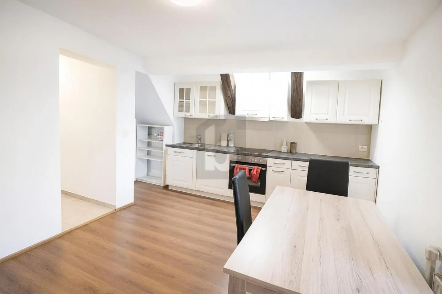 YIELD WITH GREAT POTENTIAL AND CHARACTER - Photo 5 of 6