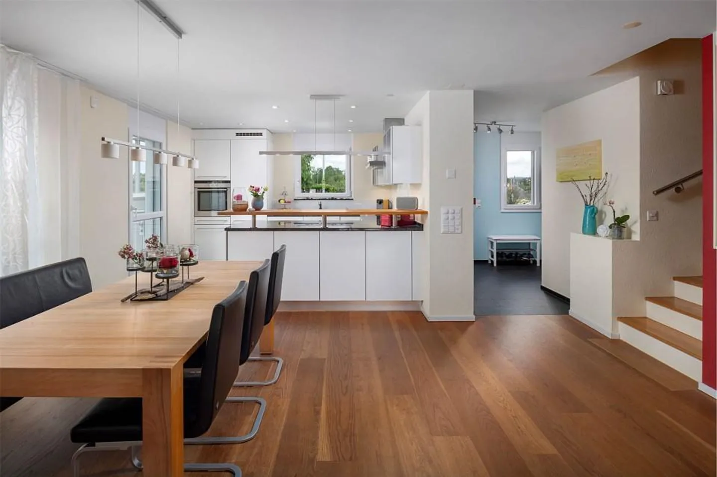 Vivre avec harmonie et confort dans un endroit calme Maison individuelle 5½ - Photo 3 sur 13