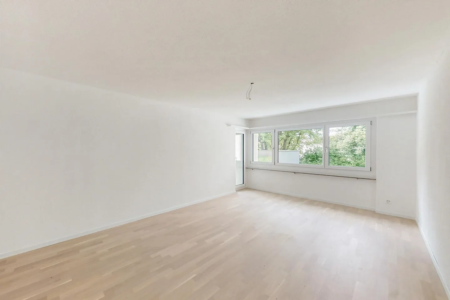 Appartement moderne avec balcon sud - Photo 2 sur 9