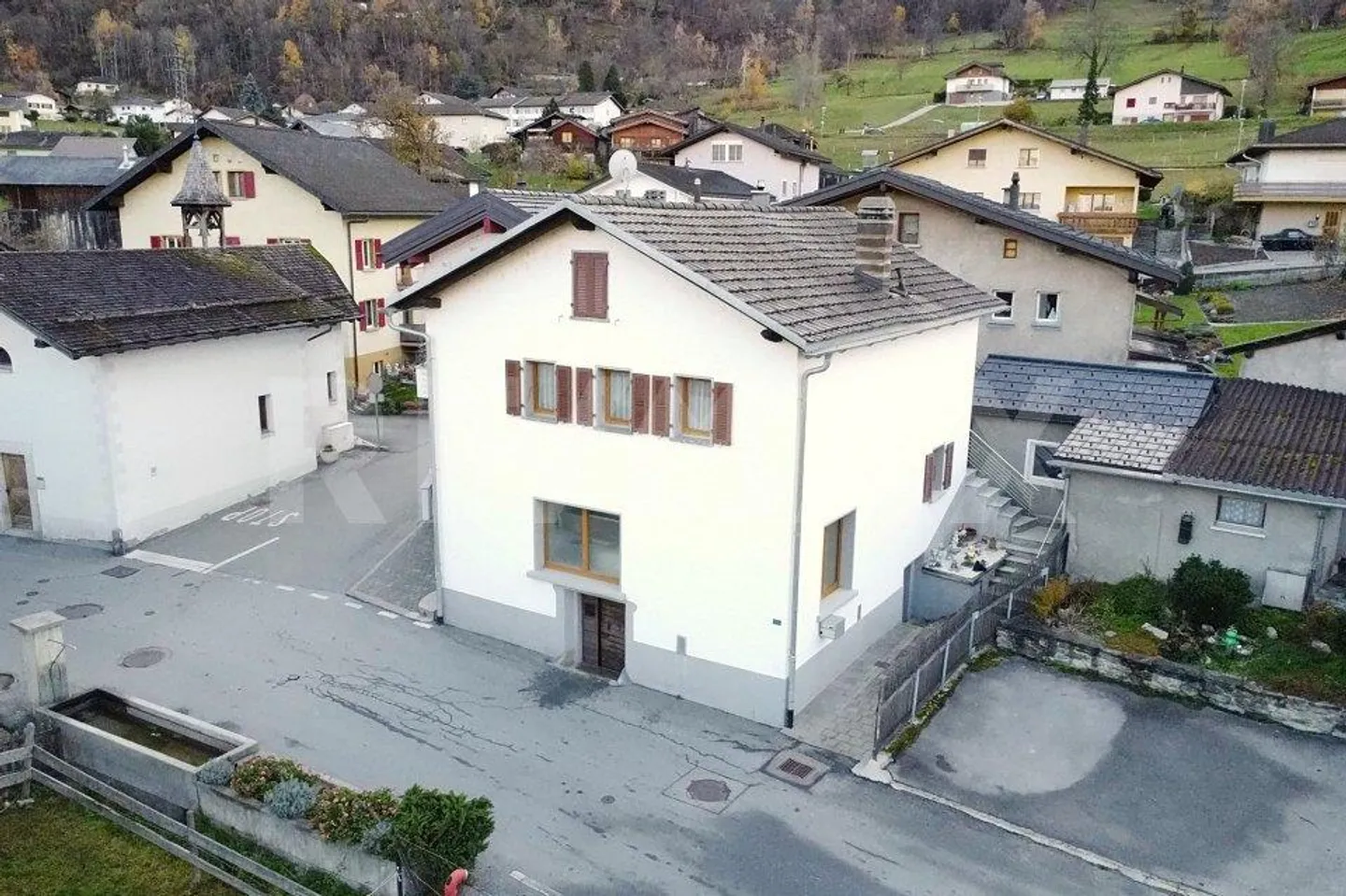 Vivere e lavorare sotto lo stesso tetto – La tua nuova casa ad Agarn - Foto 1 di 13